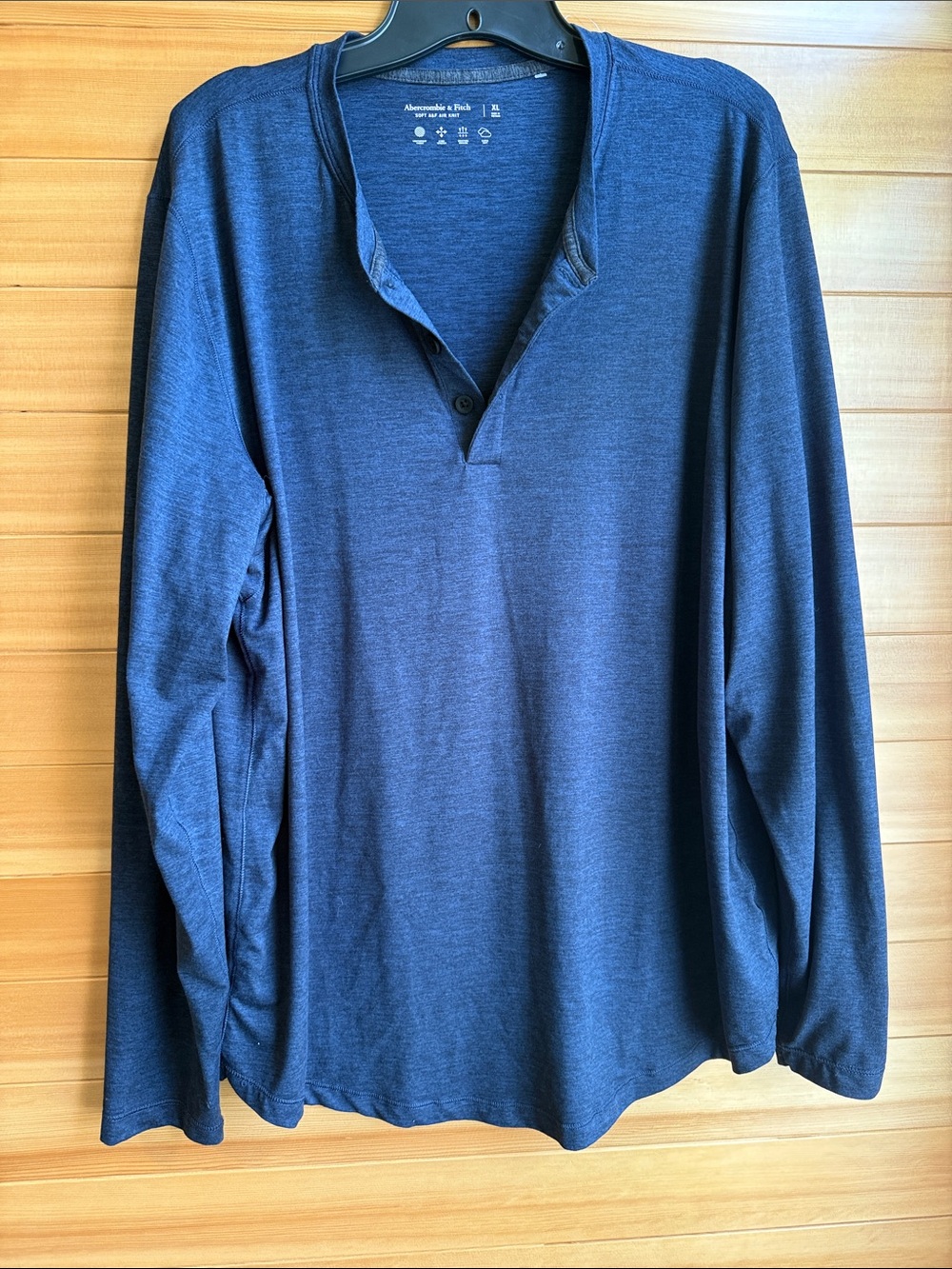 Abercrombie & Fitch Deep Navy Long Sleeve Henley Shirt